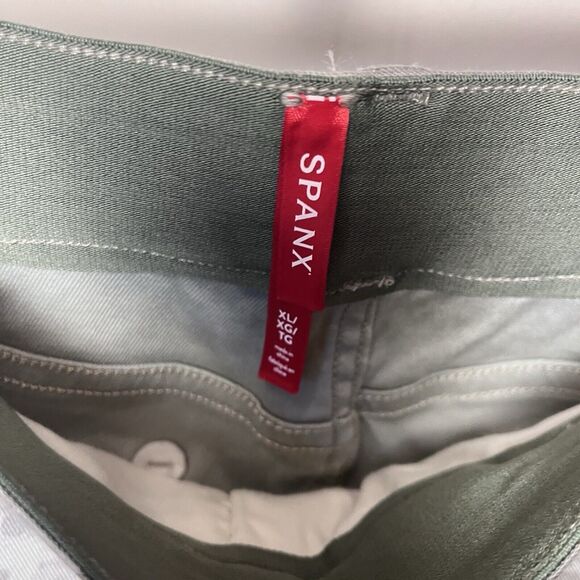 Spanx Shorts Womens Sz XL Green Gray Camo Elastic Waist Pull On Pockets Stretch - Picture 3 of 4